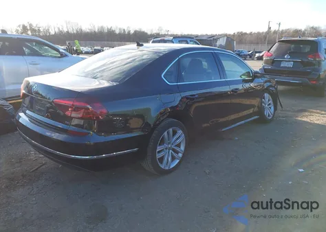 2018 Volkswagen Passat 2.0T Se z USA, uszkodzony, nr VIN 1VWBA7A36JC041589